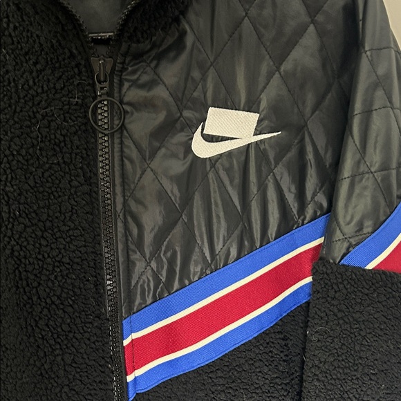 Nike Fleece Black and Blue Quilted Bomber Jacket - Picture 3 of 4